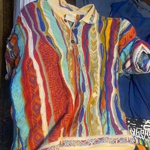 Coogi 2 button sweater